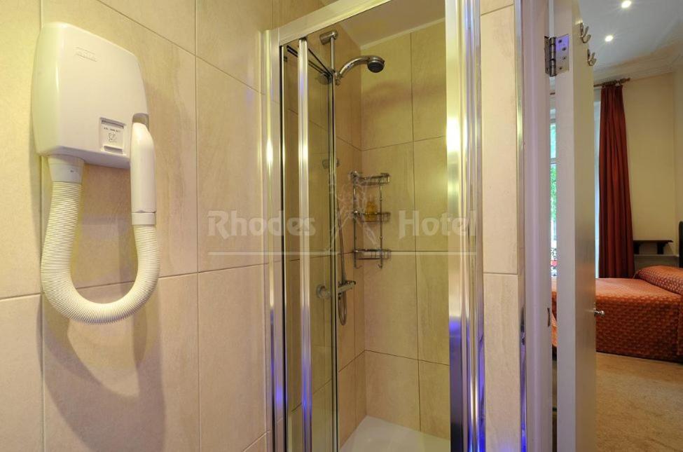 Rhodes Hotel Лондон Екстериор снимка